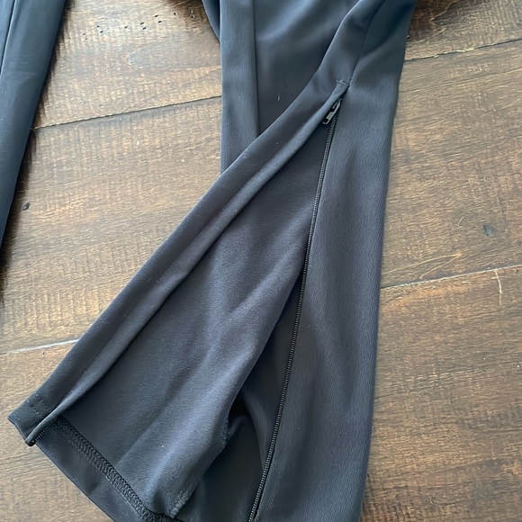 Boys XL AdIdas climacool pants. They fit a woman’s small. - Picture 3 of 6